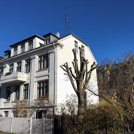 كوبنهاجن Rooms In Quiet White Villa Apartment Hortensiavej 8 On Frederiksberg C المظهر الخارجي الصورة